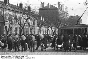 Deportation - Marseille Photo Bundesarchiv